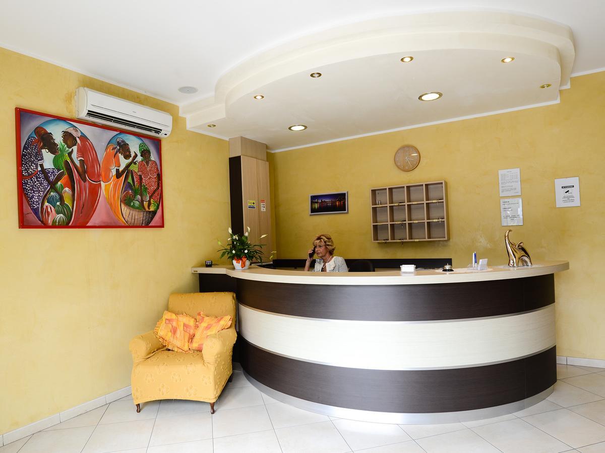 New Hotel Europa Crevalcore Екстериор снимка